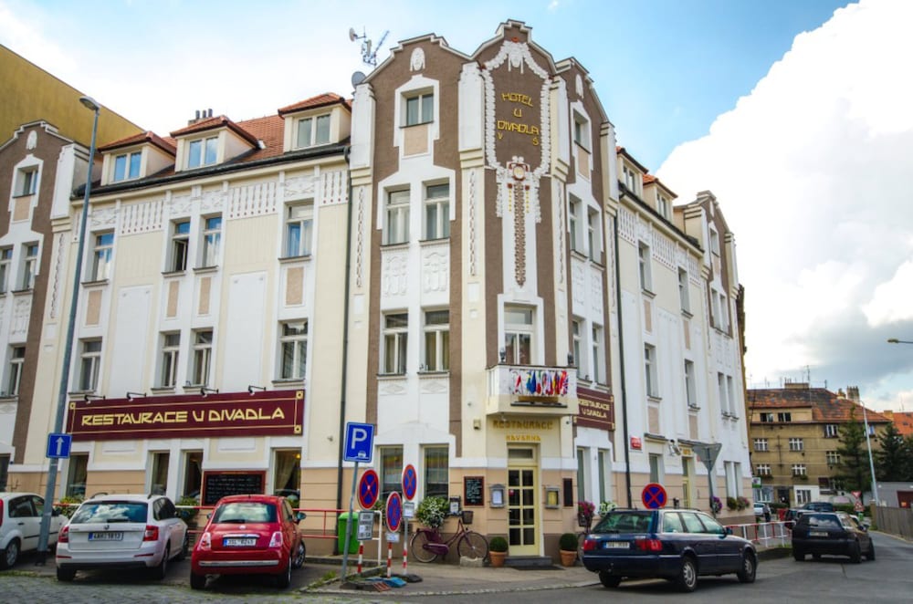 Hotel-U-Divadla